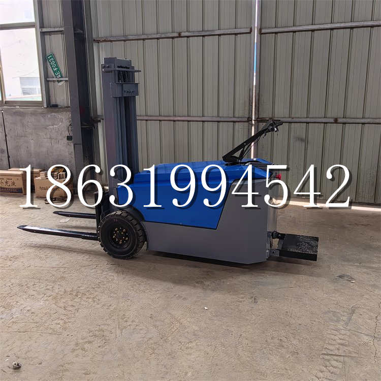 克山县全电动叉车插腿式堆高车液压装卸车1.5吨升高小型站驾式铲车